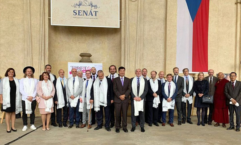 Dr Lobsang sangay with the Czech Parliamentary Support Group for Tibet (CPGT). Photo:CTA