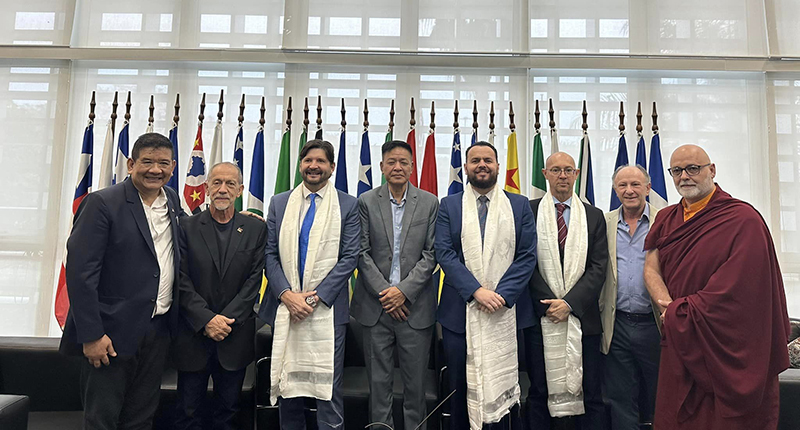 Sikyong Penpa Tsering of the Central Tibetan Administration met with President Andre do Prado and Vice President Gil Dinuz, Walter Feldman, President of Longevidade Expo+Fórum, Ven Lama Rinchen Khyenrab, President of THB, Representative Jigme Tsering from the Office of Tibet-Brazil on October 2, 2023. Photo: CTA