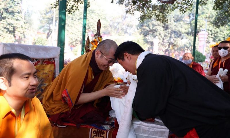 Sikyong greets the 4th Chogtrul Gyangkhang Rinpoche in Bodh Gaya.