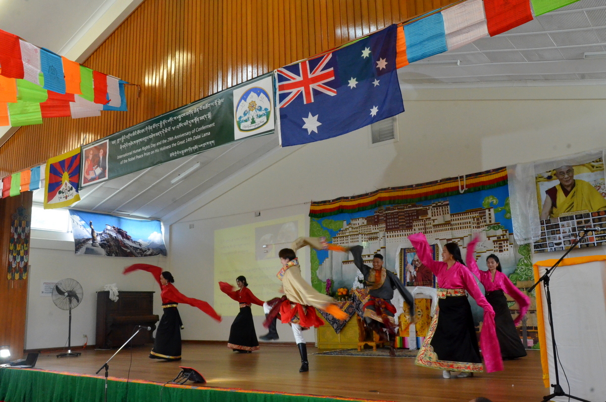 Tibetan cultural performances on the Nobel Peace Prize day in Sydney, New South Wales, Australia, on December 15, 2018. Photo: TPI/Yeshe Choesang