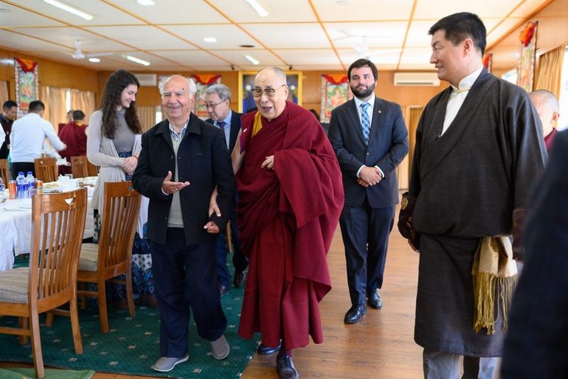 President Dr Lobsang Sangay watches as His Holiness escorting former Chief Minister of HP Shanta Kumar to the buffet table at their luncheon at his residence in Dharamshala, HP, India on March 10, 2019. Photo by Tenzin Choejor